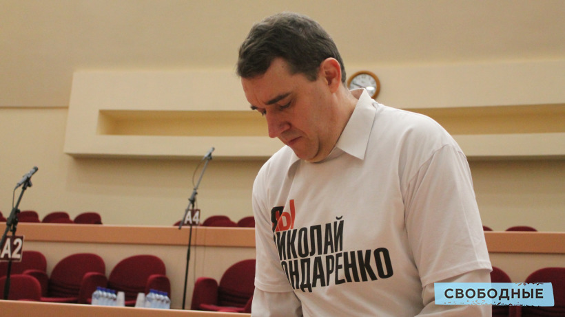 Депутата Анидалова лишили должности зампреда комитета облдумы после попытки сорвать табличку с названием улицы
