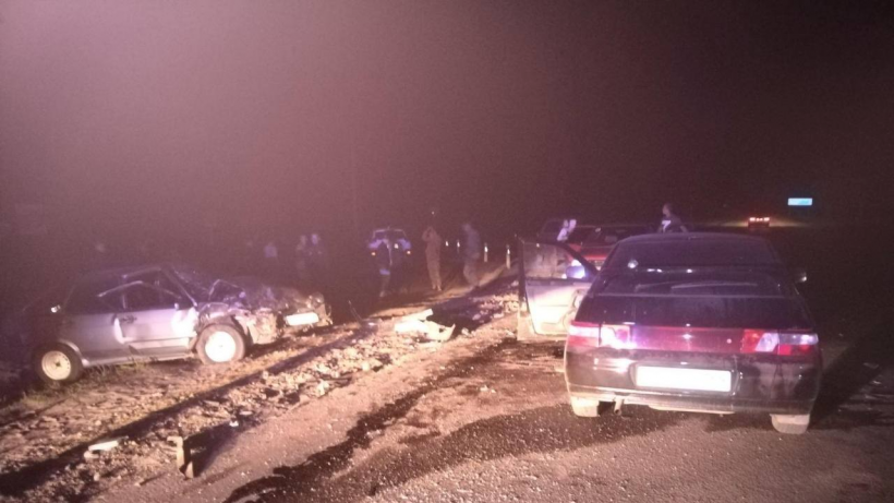 В вечернем ДТП под Балашовом пострадали три человека