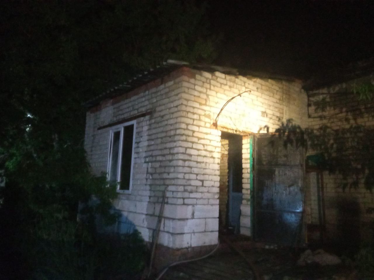 В Красноармейске неполадки с электрооборудованием стали причиной пожара в котельной СТО