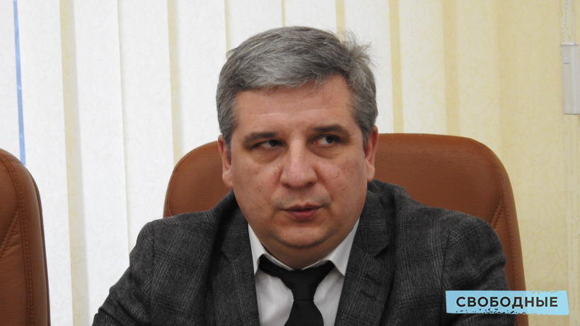 В Саратове бывшему заместителю главе администрации продлили домашний арест