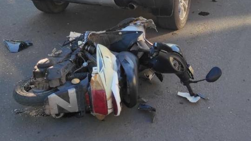 В Балашове девочка за рулем скутера попала под колеса Ленд Ровера
