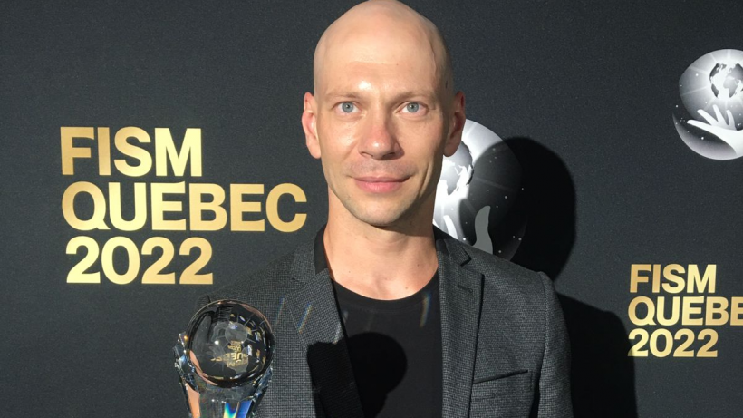 Саратовский иллюзионист Артем Щукин стал чемпионом мира по фокусам