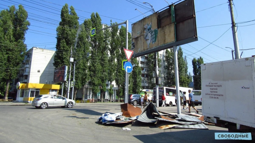 Упавшие деревья, потопы, пострадавшие. В мэрии Саратова рассказали о последствии мощного ливня с градом