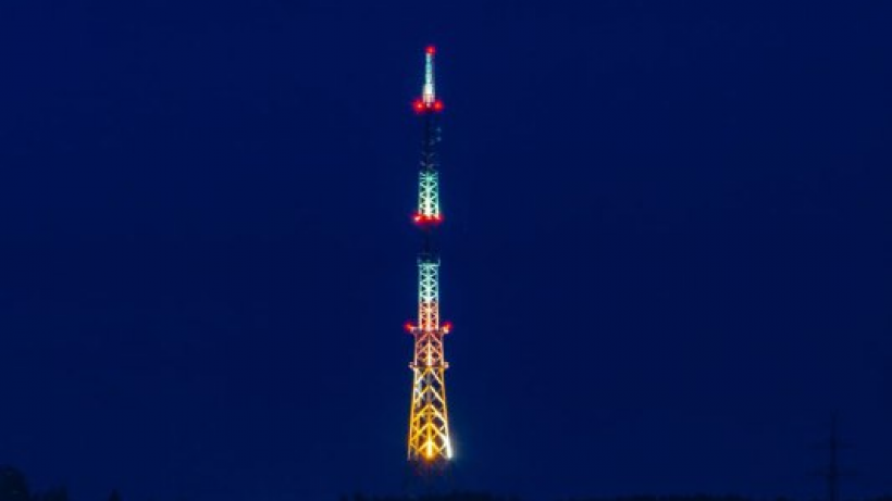 В день создания российской телесети саратовские башни включат праздничную подсветку