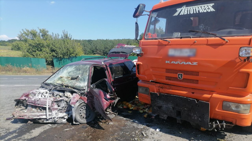 Страшное ДТП с самосвалом под Вольском. Водитель одиннадцатой умер в больнице