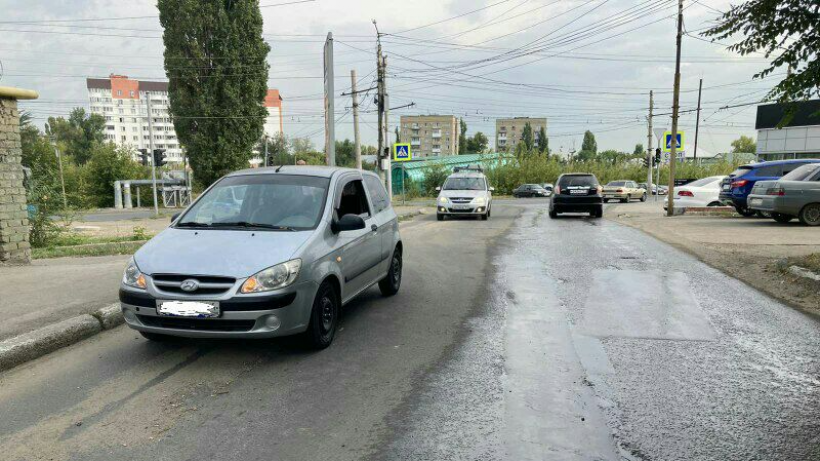 В День знаний в Саратове иномарка сбила школьника
