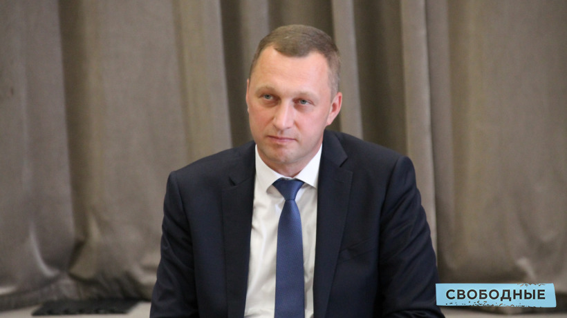 Бусаргин разрешил саратовским министрам не сдавать подарки, а использовать их для нужд ведомств