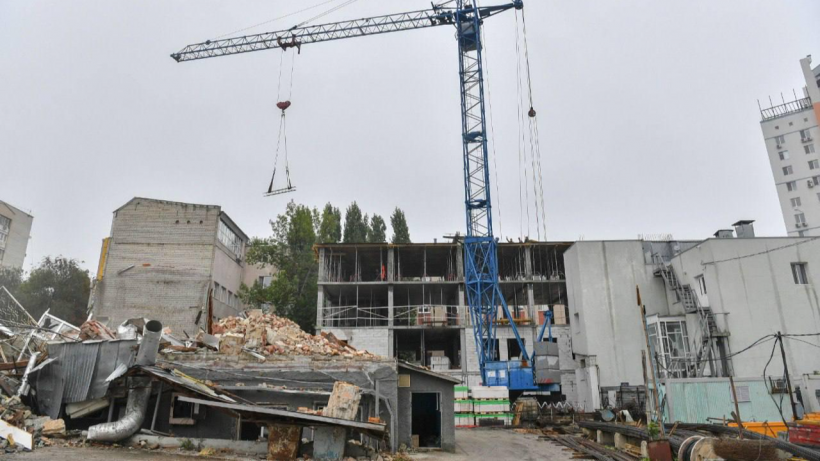 В Саратове снесли столетнее здание детской больницы