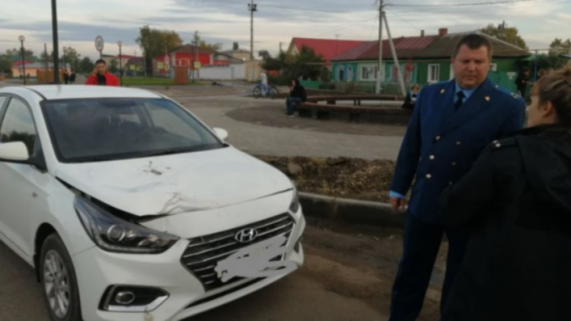Сбитая три дня назад в Калининске школьница скончалась в больнице