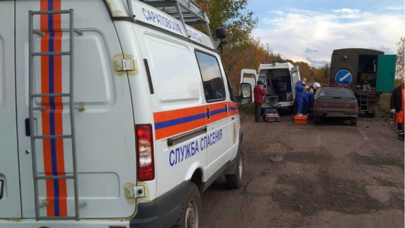Под Балашовом столкнулись грузовик и пятнадцатая. Пострадал мужчина