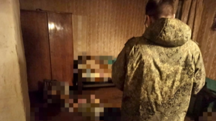 В селе под Татищевом нашли тело мужчины с поврежденным лицом