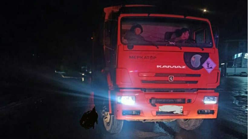 Полиция о смертельном ДТП в Саратове: Мужчину сбил автомобиль, а затем переехал мусоровоз