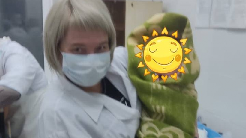 В Турковском районе скорая помогла женщине родить вне роддома
