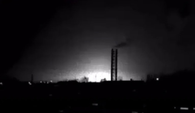Минобороны: В Саратовской и Рязанской областях ПВО перехватили украинские беспилотники, их обломки повредили два самолета