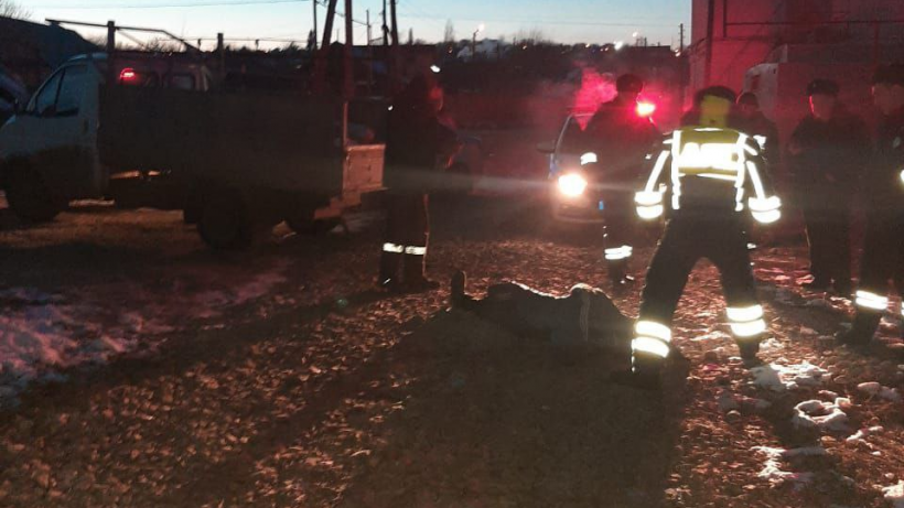 Трагедия в Хвалынске. Водитель ГАЗели задним ходом насмерть задавил мужчину во дворе дома