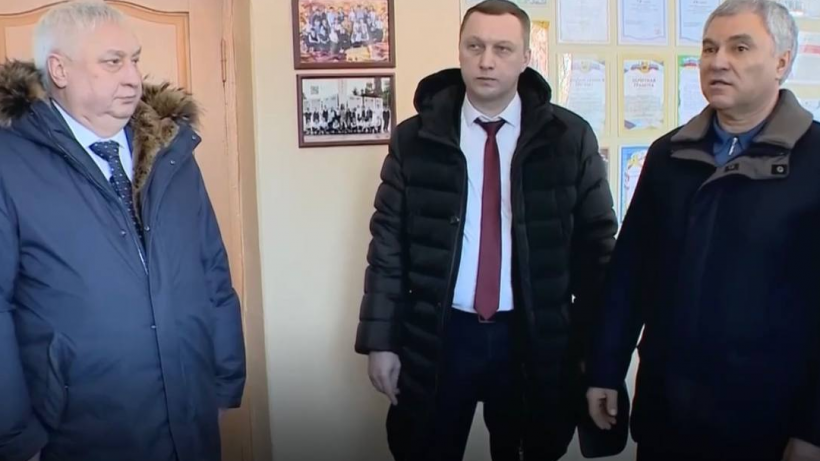 Один стоит дорого, другой - копейки. Володин обратил внимание прокуратуры на раздачу земли под коммерческую застройку в Энгельсе