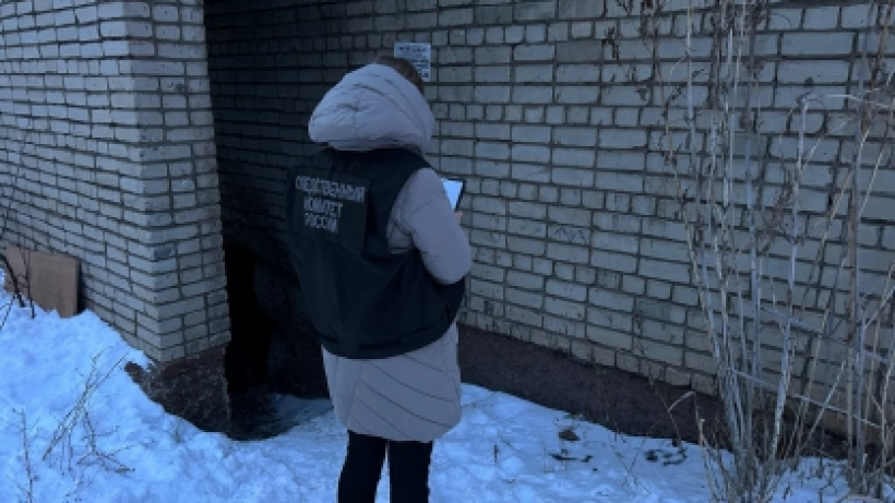 Следователи начали проверку после обнаружения балаковцем трупа в подвале