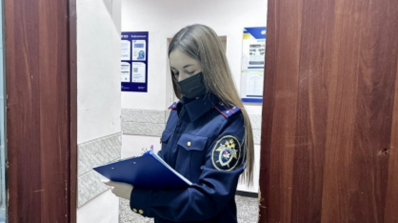 Саратовский пенсионер опрокинул на себя кастрюлю с кипятком и умер в больнице