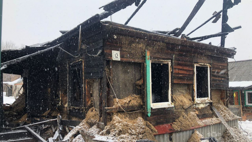 Житель Хвалынска погиб при пожаре из-за вспыхнувшего электроприбора