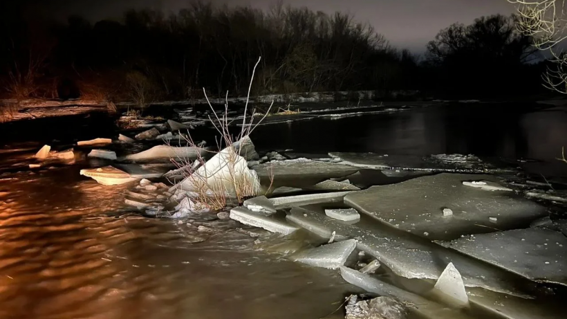 В Петровске из-за резкого подъема воды в Медведице ночью затопило 68 придомовых территорий