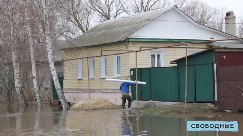 МЧС: В Саратовской области затоплены 10 мостов, три дороги и один двор жилого дома