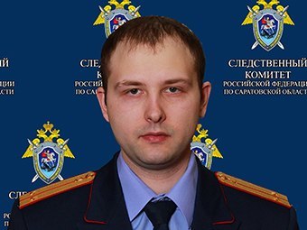 Двое полицейских получили травмы при задержании гражданина на проспекте Кирова. Видео 