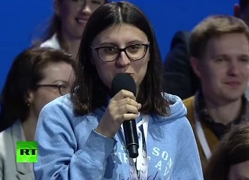 Журналистка Путину об улицах Саратова: «Всё очень плохо!»