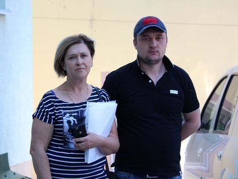 Жители Лысых Гор просят Володина восстановить «убитую» дорогу