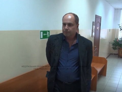 Пойманный на коррупции балаковский адвокат говорил об ушедшем в запой прокуроре