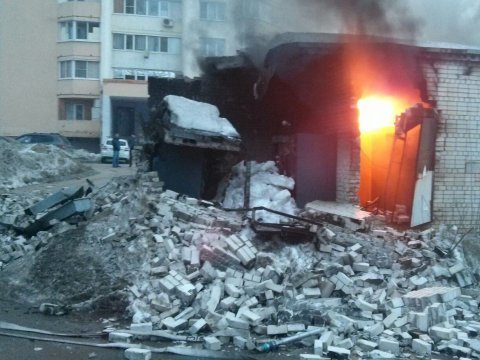 Часть микрорайона Саратова осталась без электричества из-за взрыва подстанции