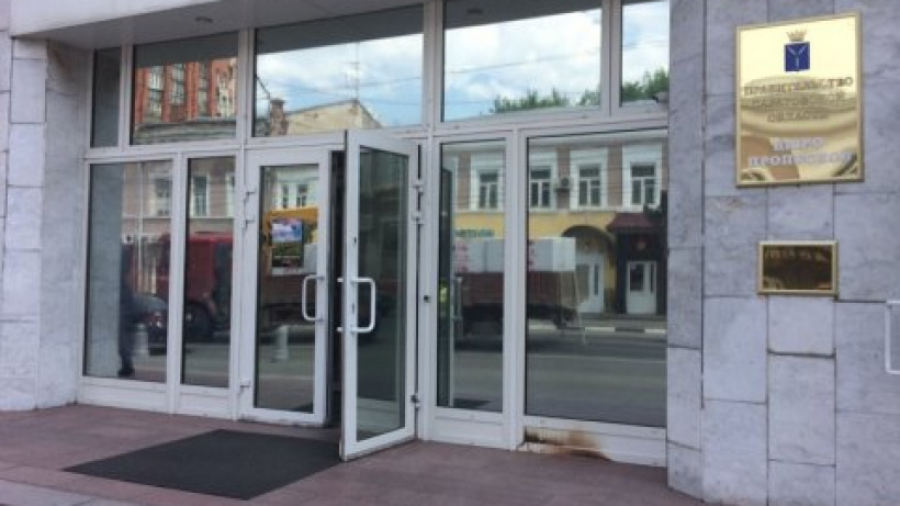 Третьего саратовского сторонника Навального опросили из-за поджога правительства