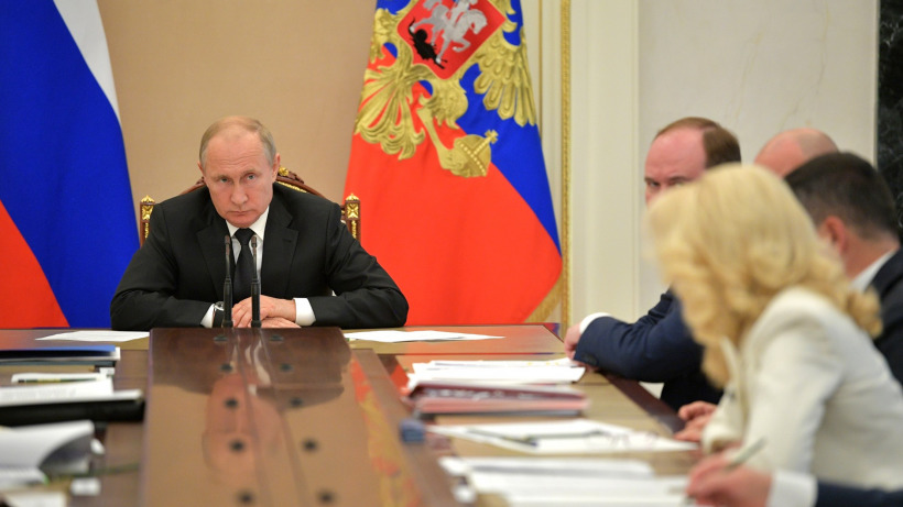 Путин потребовал избавиться от позорного понятия «обманутые дольщики» за пару лет