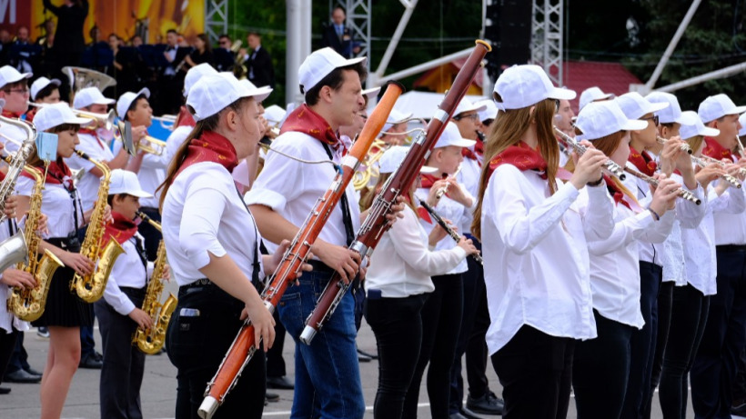 Саратовский Фестиваль духовой музыки объединил военных и студентов