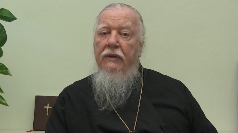 Священник РПЦ: Женщины «слабее умом», чем мужчины