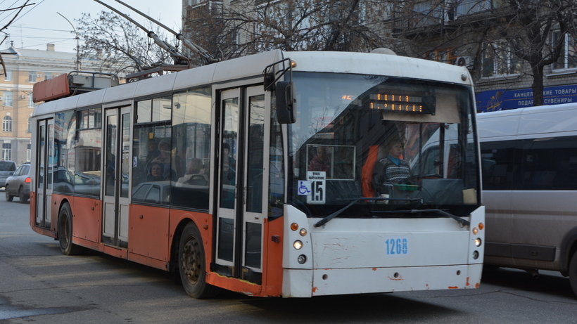 На Чернышевского встали троллейбусы двух маршрутов