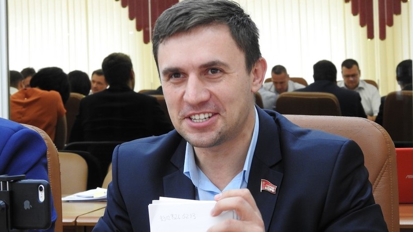 Саратовский депутат предрек подвоз миллионов вахтовиков для голосования за губернатора