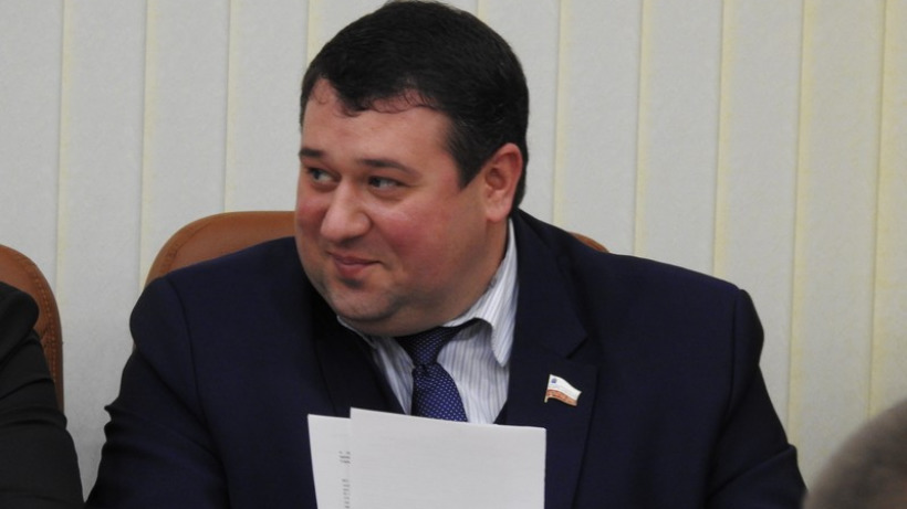 Депутат облдумы предложил поддержать владеющих электромобилями саратовцев 
