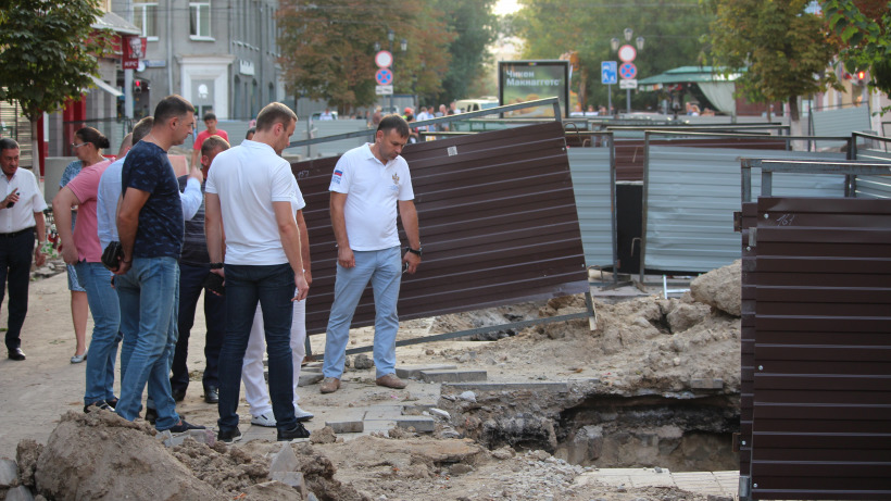 Представители Саратовской общественности проверили ремонт проспекта Кирова 