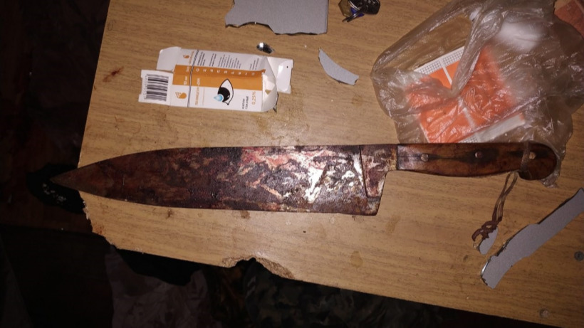 Исчезнувшего саратовца нашли в чужой квартире с ножом в спине