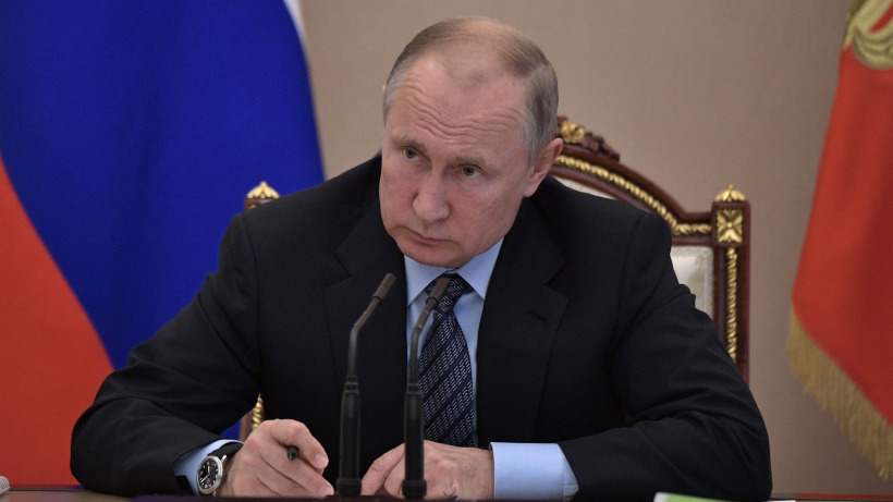 После фильма Дудя Кремль подтвердил визит Путина на кладбище жертв бесланской трагедии