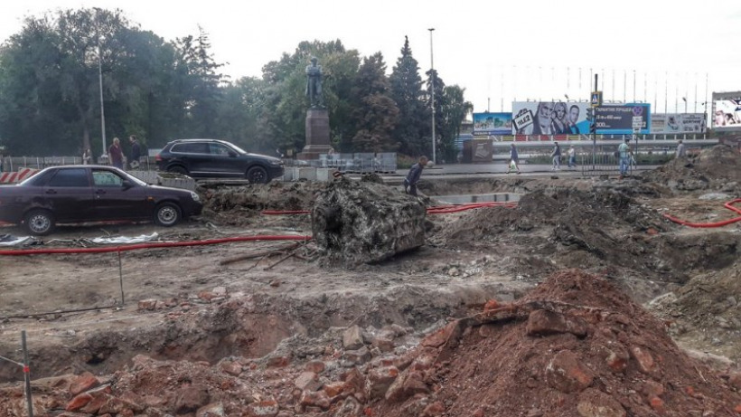 Праздничные мероприятия ко Дню города уберут с локаций, расположенных рядом с проспектом Кирова