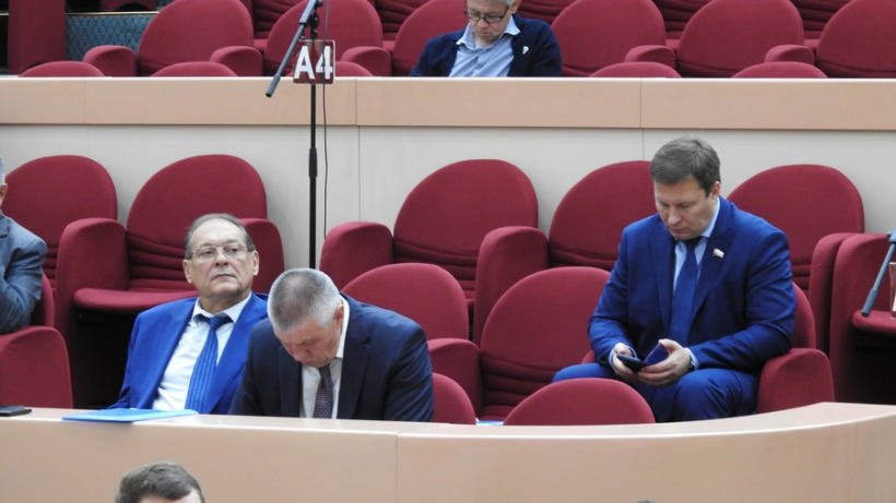 Первый стомиллиардный бюджет Саратовской области утвердили без дискуссий