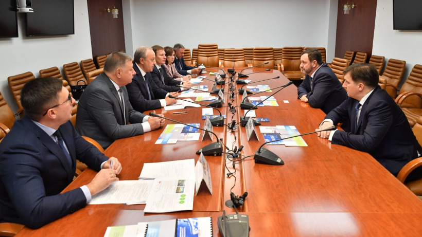 Радаев представил завод удобрений в Горном как один из главных инвестпроектов области