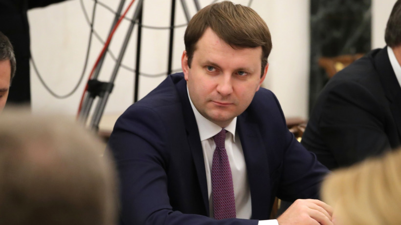 Орешкин рассказал Путину о проблеме недоверия предпринимателей к судам