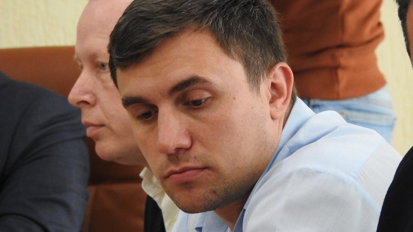 Бондаренко об опасном заводе: «Меня до сих пор в Горный не свозили!»