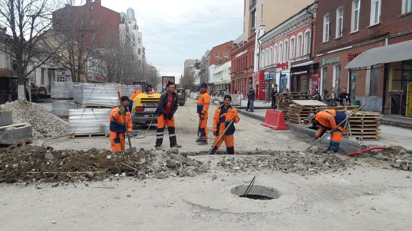 Подрядчик рискует не успеть завершить реконструкцию проспекта в Саратове до снегопадов