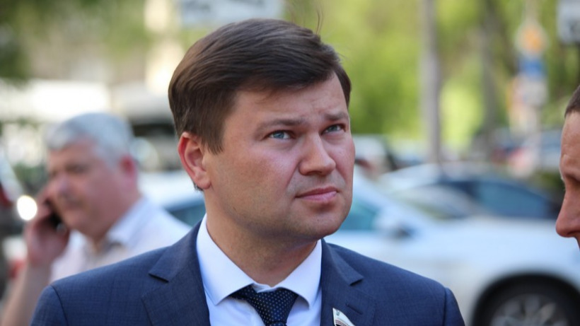 Энгельсская прокуратура внесла представление Тепину за узкие проходы и двери в «Школе нового века»