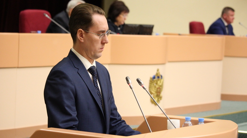 Правительство не предусмотрело средства на зарплаты учителям Саратова в декабре