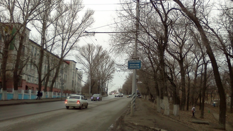 На мосту «Стрелки» ввели ограничения по массе автомобилей