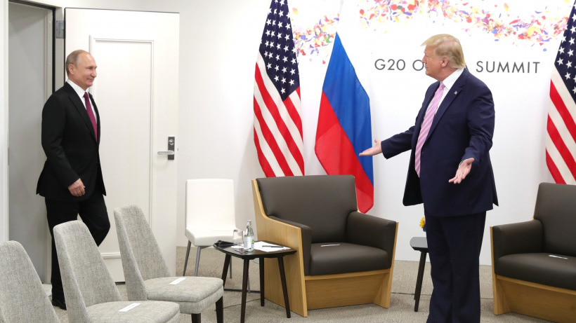 СМИ узнали о пропуске Трампом звонка Путина